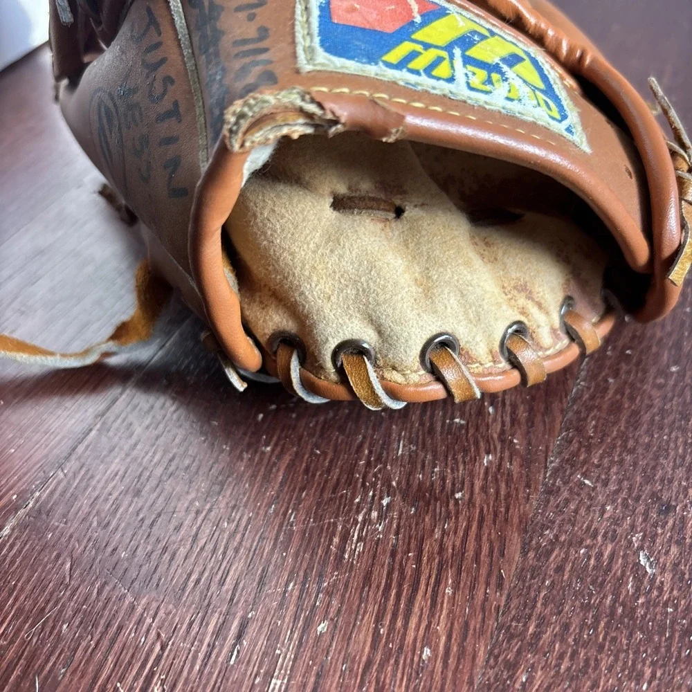 Mizuno MM4001 Youth Baseball Glove Max Flex Professional Model Softball Kids